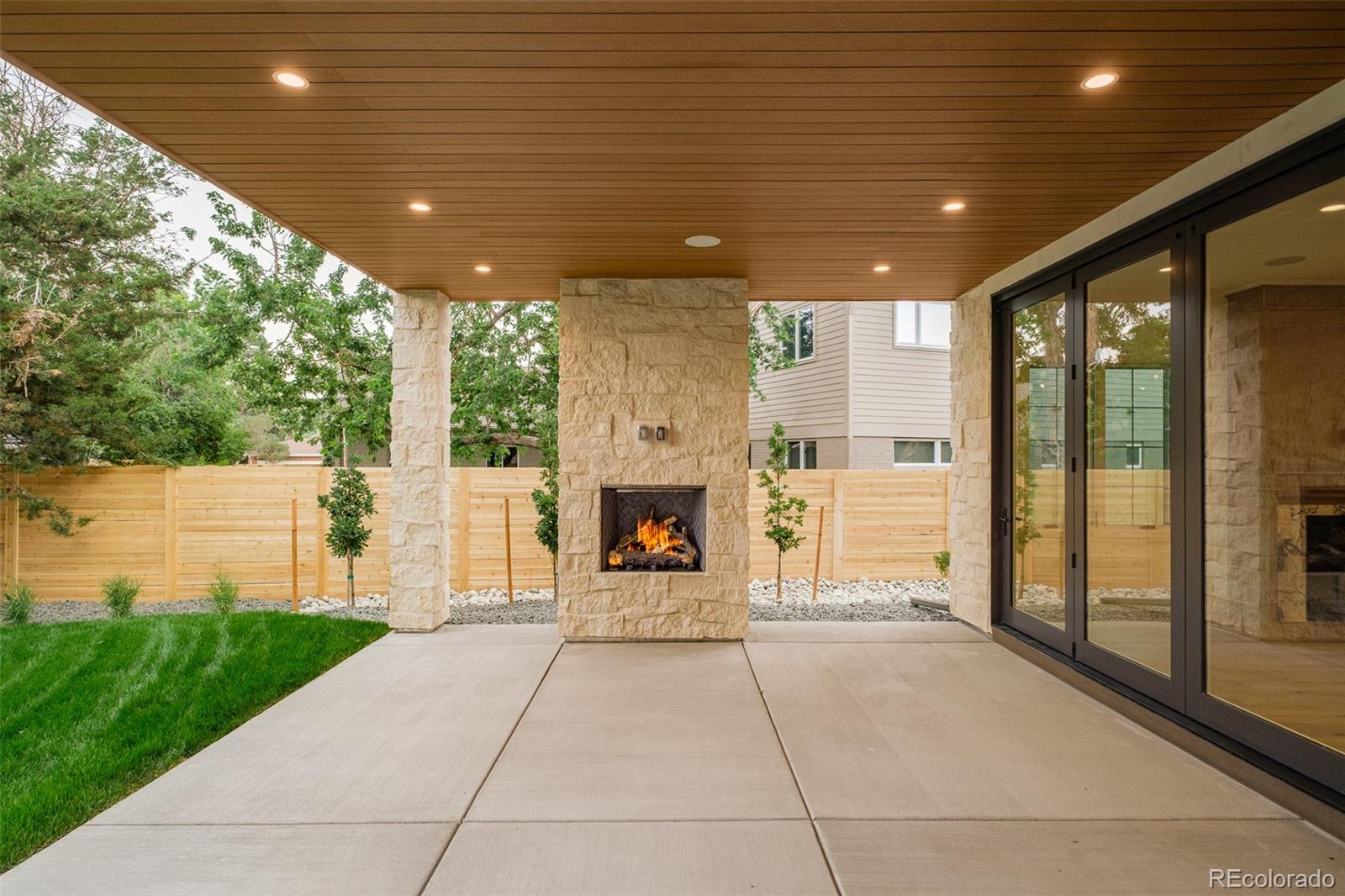 MLS Image #40 for 110  leyden street,denver, Colorado
