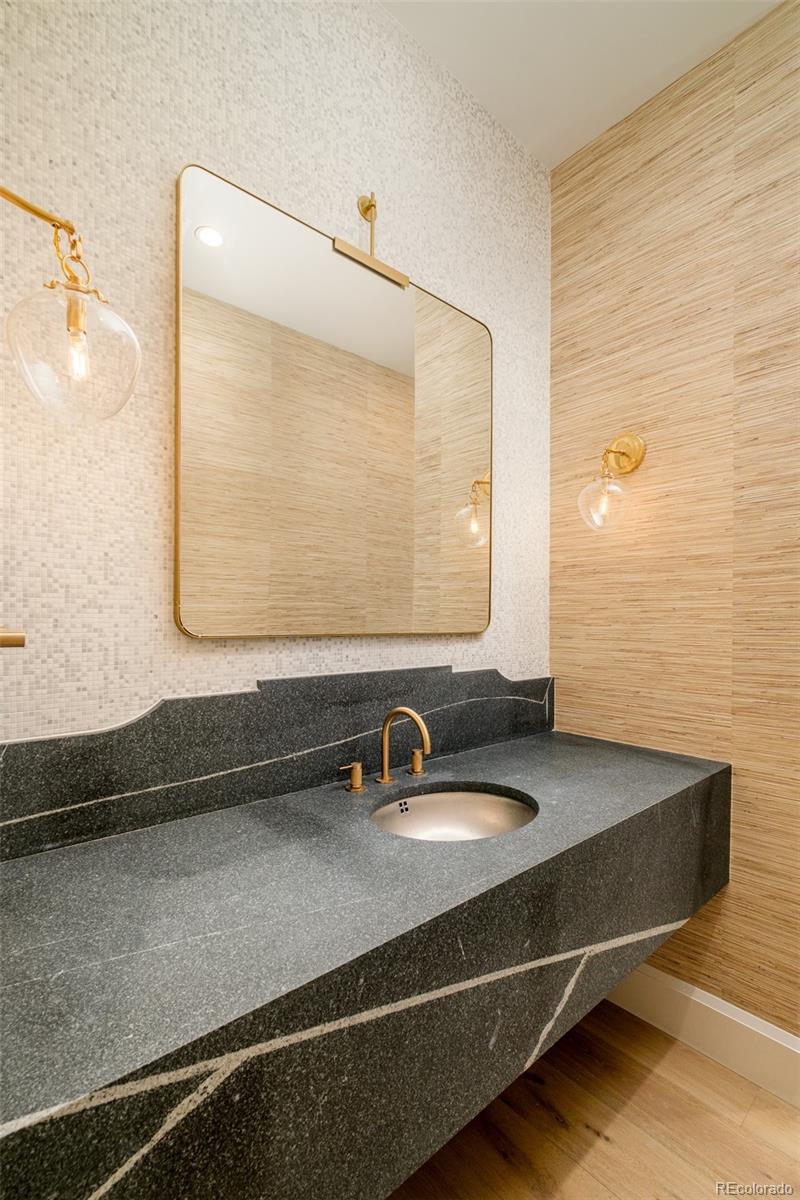 MLS Image #8 for 110  leyden street,denver, Colorado