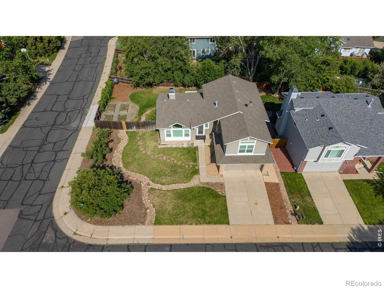 MLS Image #37 for 1096  falcon court,louisville, Colorado