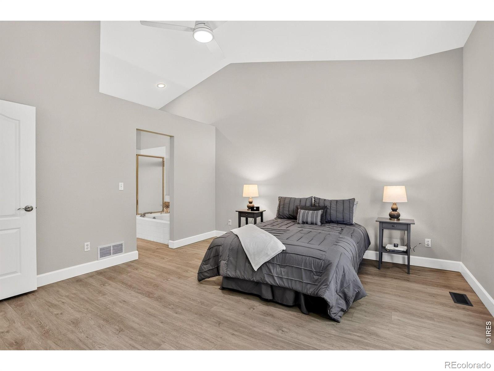 MLS Image #14 for 9579  brentwood way c,broomfield, Colorado
