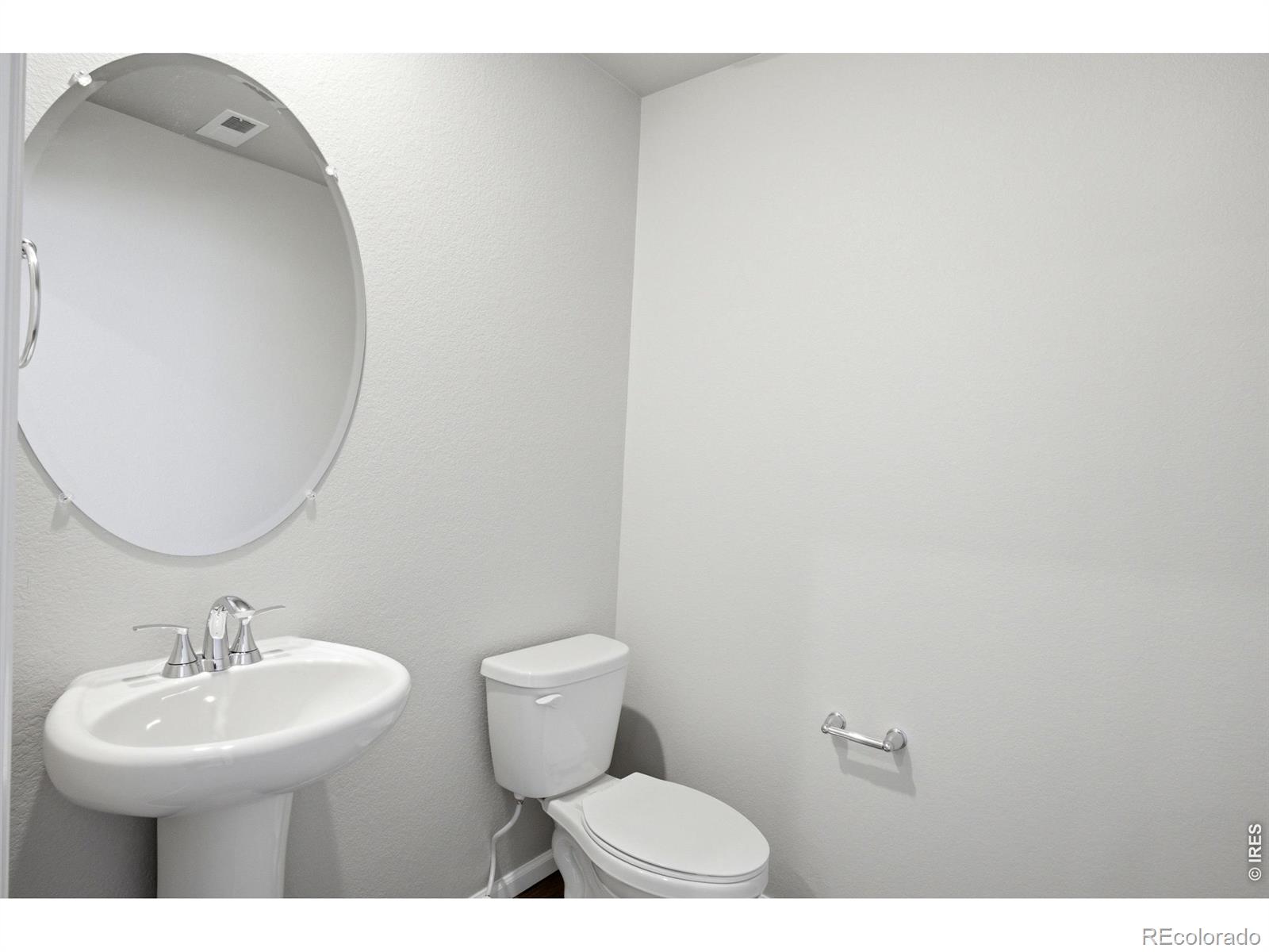 MLS Image #8 for 1600  riverplace drive,windsor, Colorado