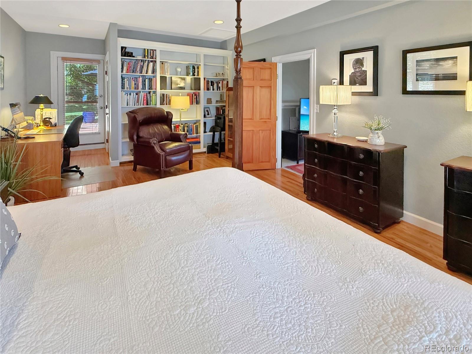 MLS Image #23 for 1650  winfield drive,denver, Colorado