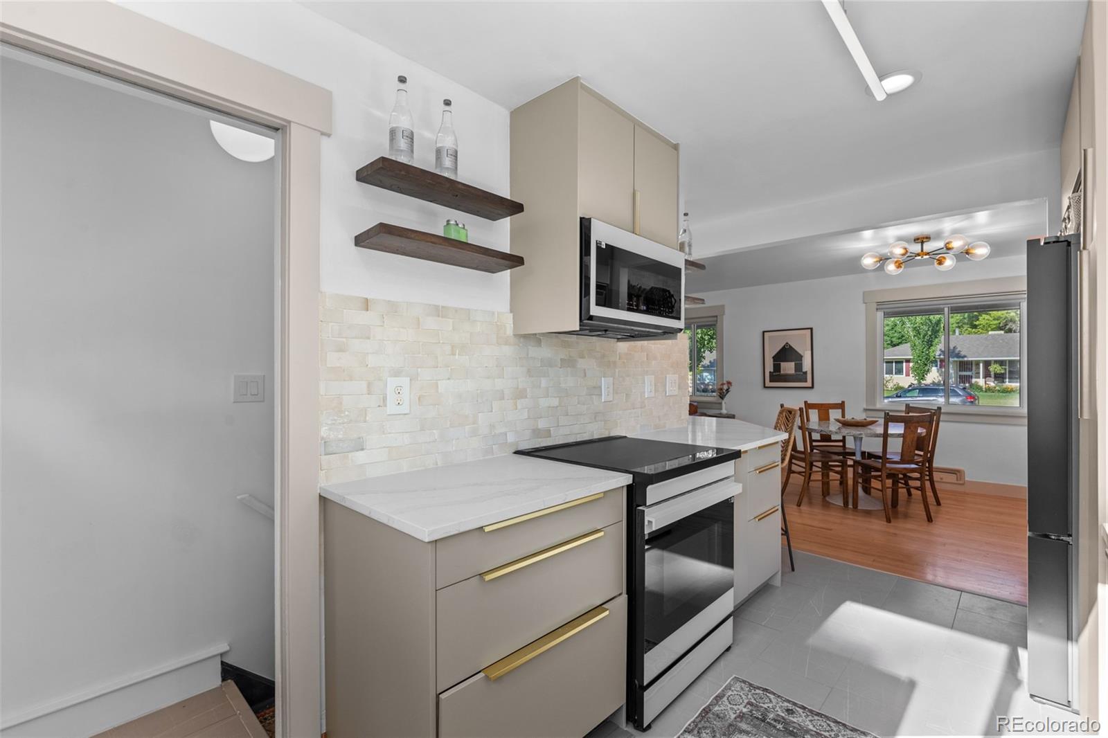 MLS Image #8 for 3045 s jackson street,denver, Colorado