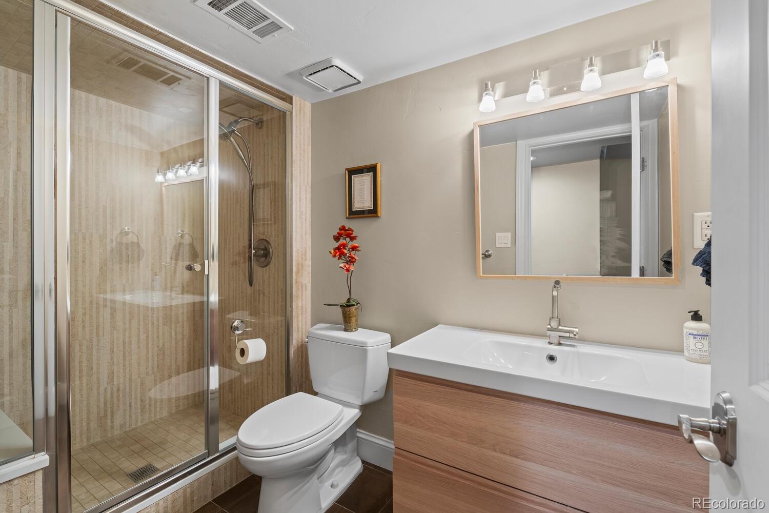 MLS Image #34 for 5220 s joliet way,englewood, Colorado