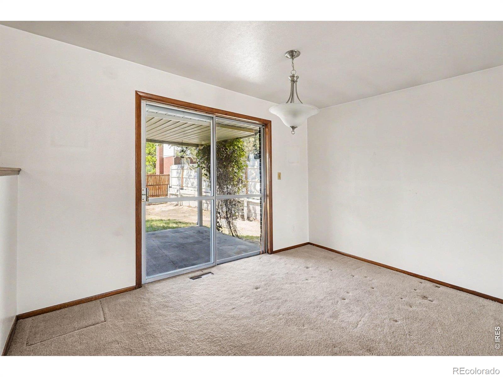 MLS Image #13 for 7927  elmwood lane,denver, Colorado