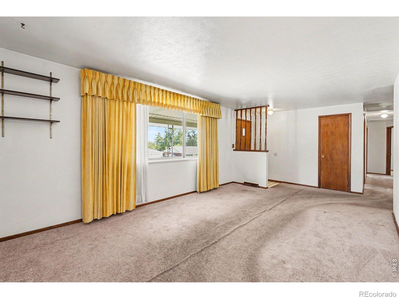 MLS Image #5 for 7927  elmwood lane,denver, Colorado