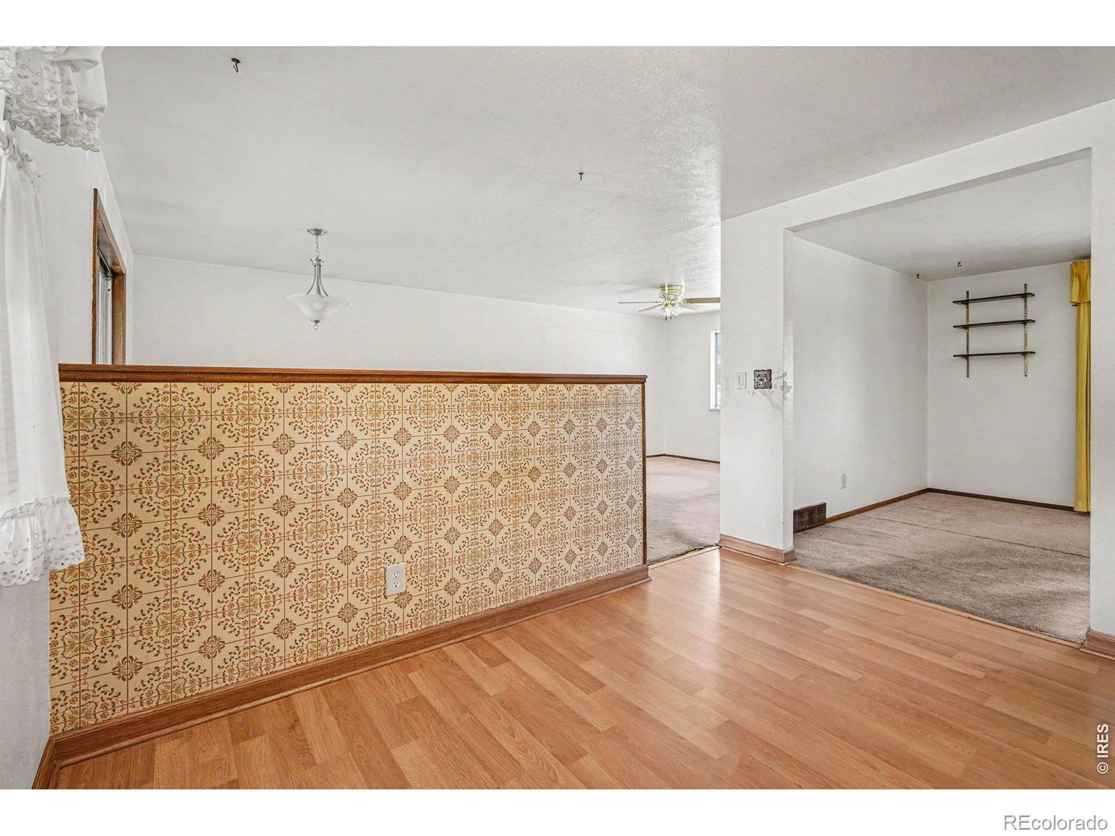 MLS Image #8 for 7927  elmwood lane,denver, Colorado