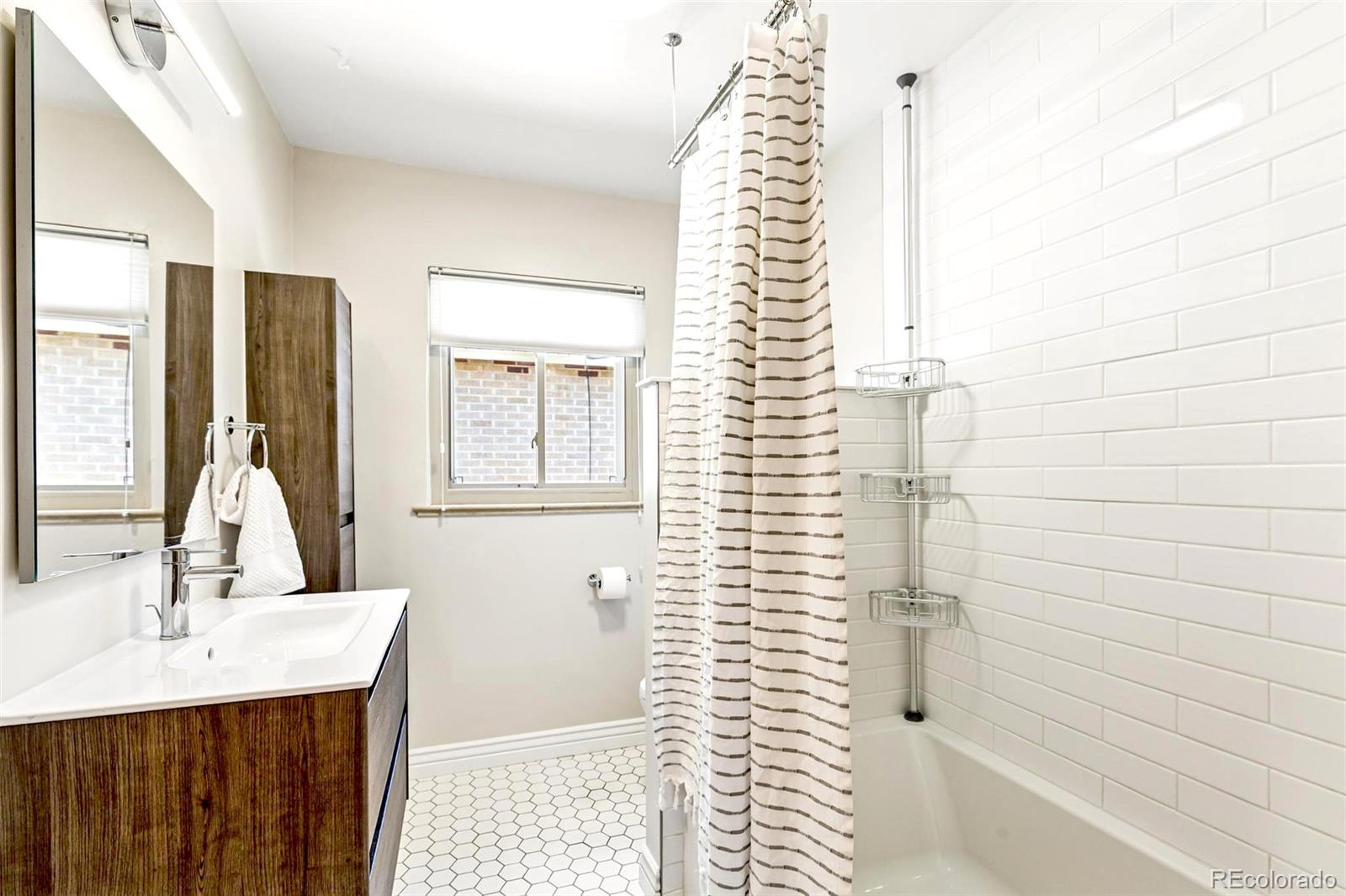MLS Image #18 for 2120  meade street,denver, Colorado