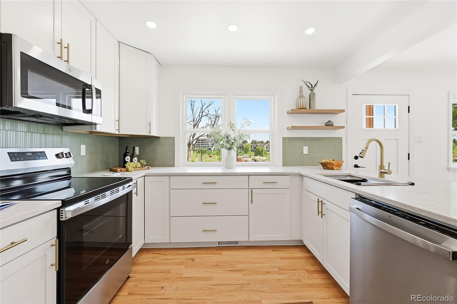 MLS Image #11 for 5495 w 13th avenue,lakewood, Colorado