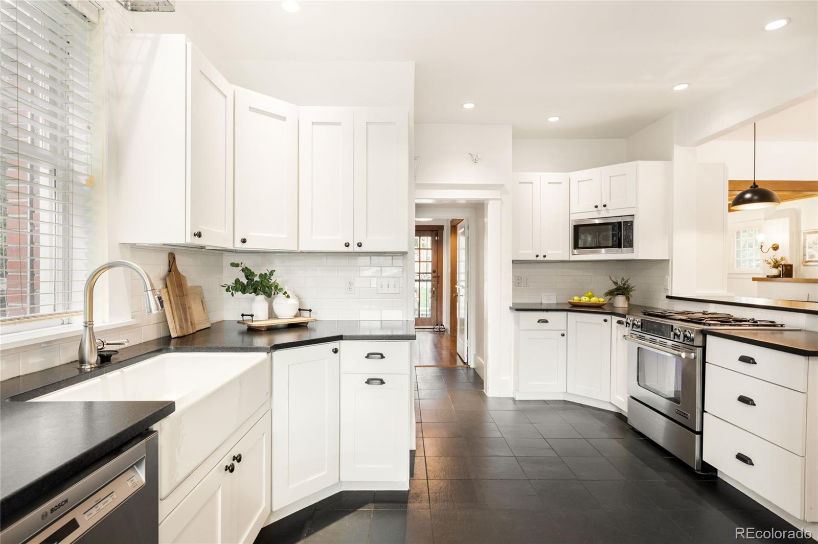 MLS Image #12 for 657  elizabeth street,denver, Colorado