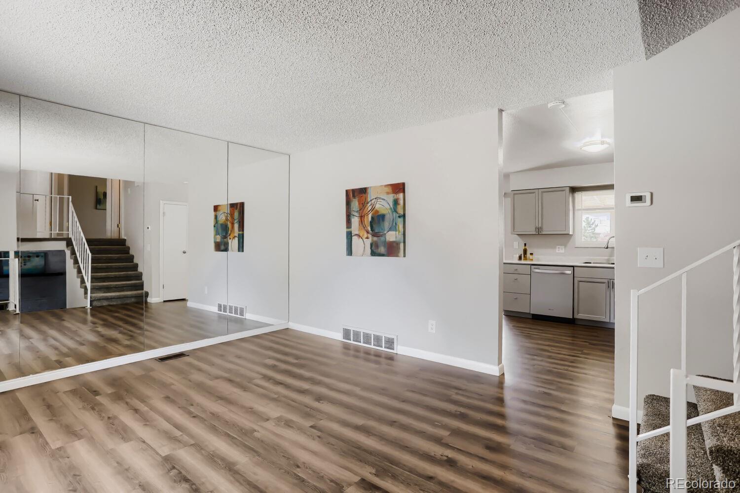 MLS Image #5 for 16579 e dickenson place,aurora, Colorado