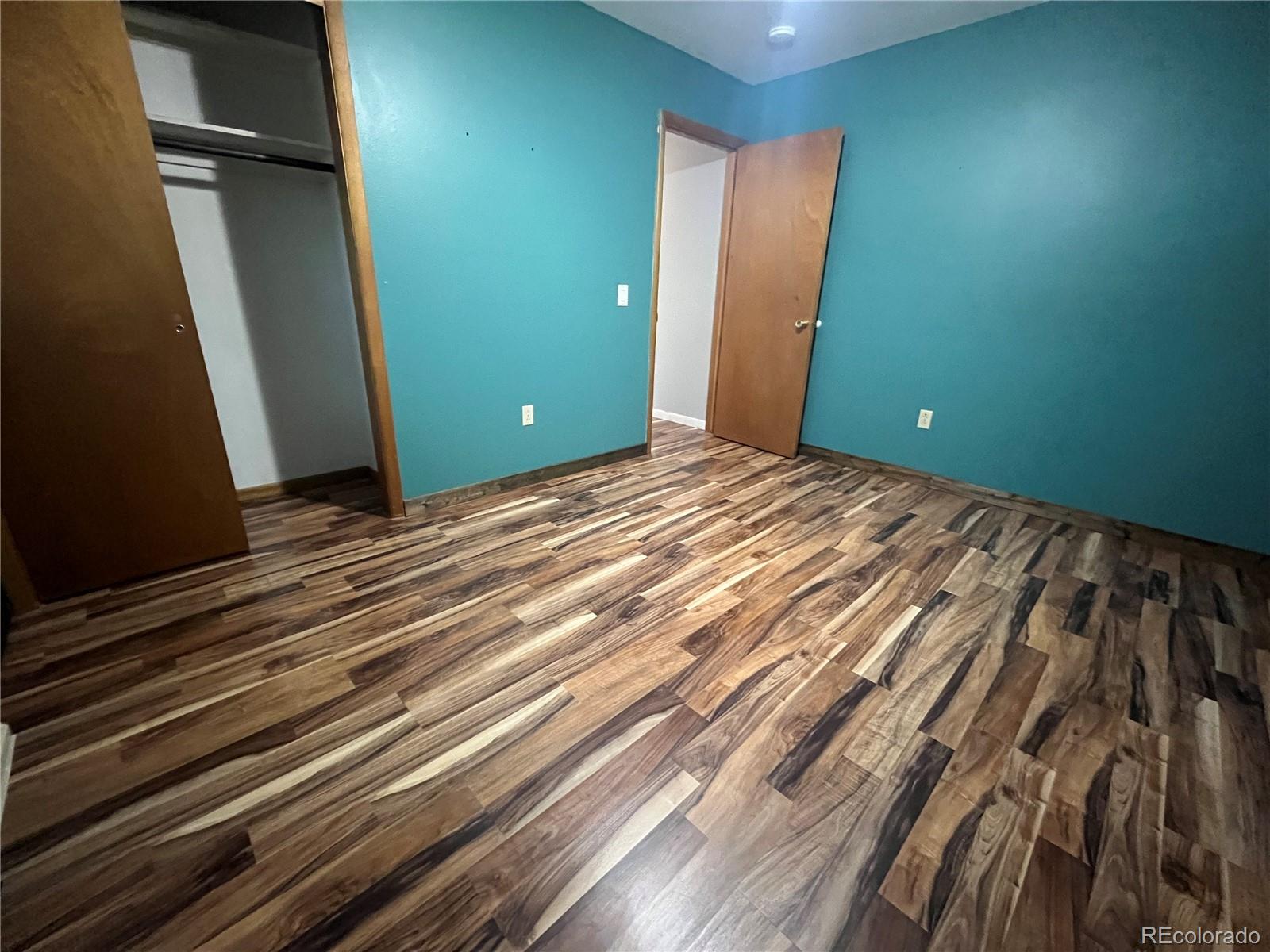 MLS Image #12 for 275  6th street,burlington, Colorado