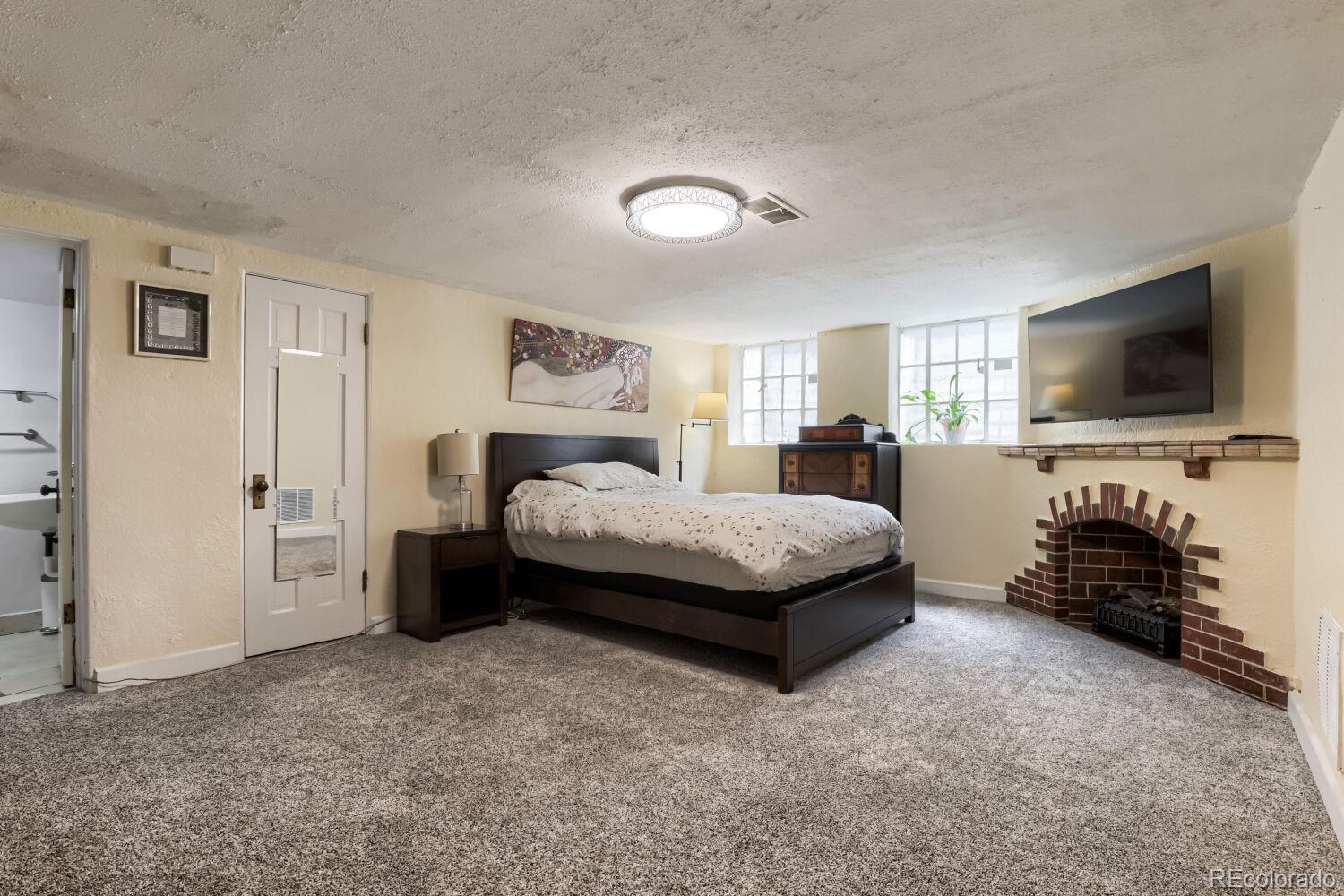 MLS Image #24 for 1345  grape street,denver, Colorado