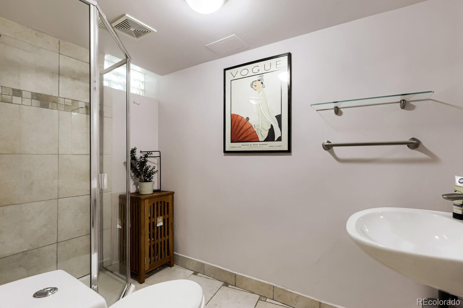 MLS Image #25 for 1345  grape street,denver, Colorado