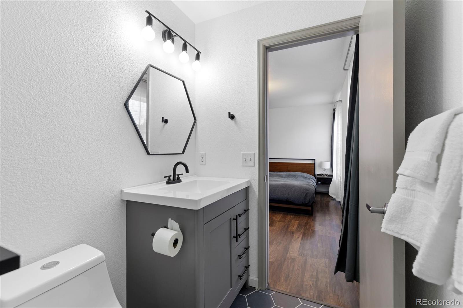 MLS Image #28 for 3688  dexter court,denver, Colorado