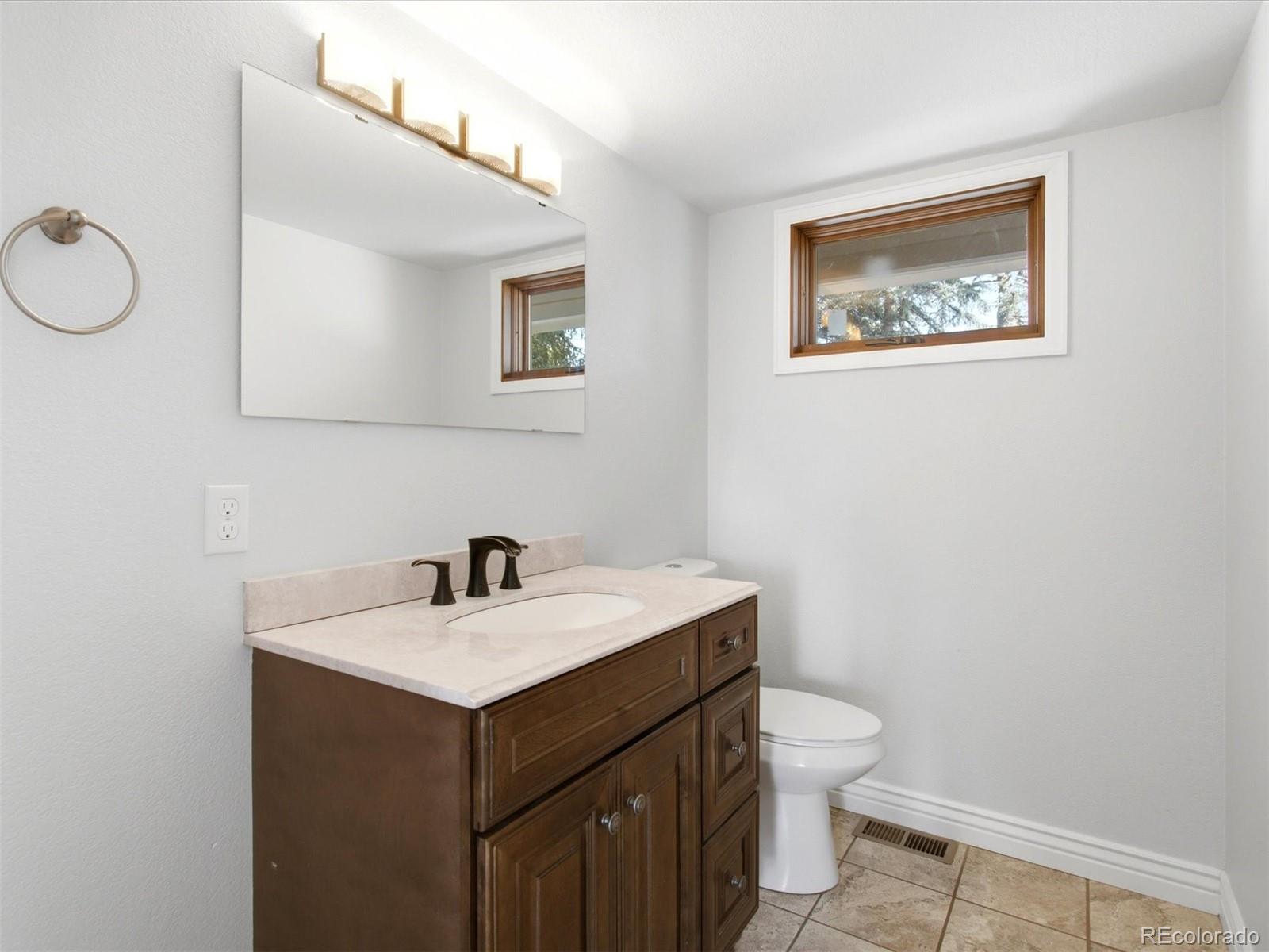 MLS Image #12 for 8074 w brook drive,littleton, Colorado