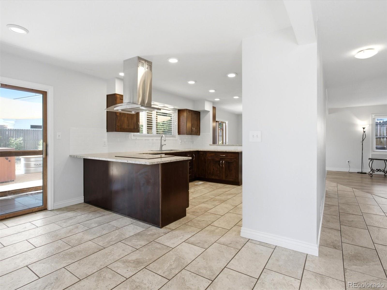 MLS Image #4 for 8074 w brook drive,littleton, Colorado