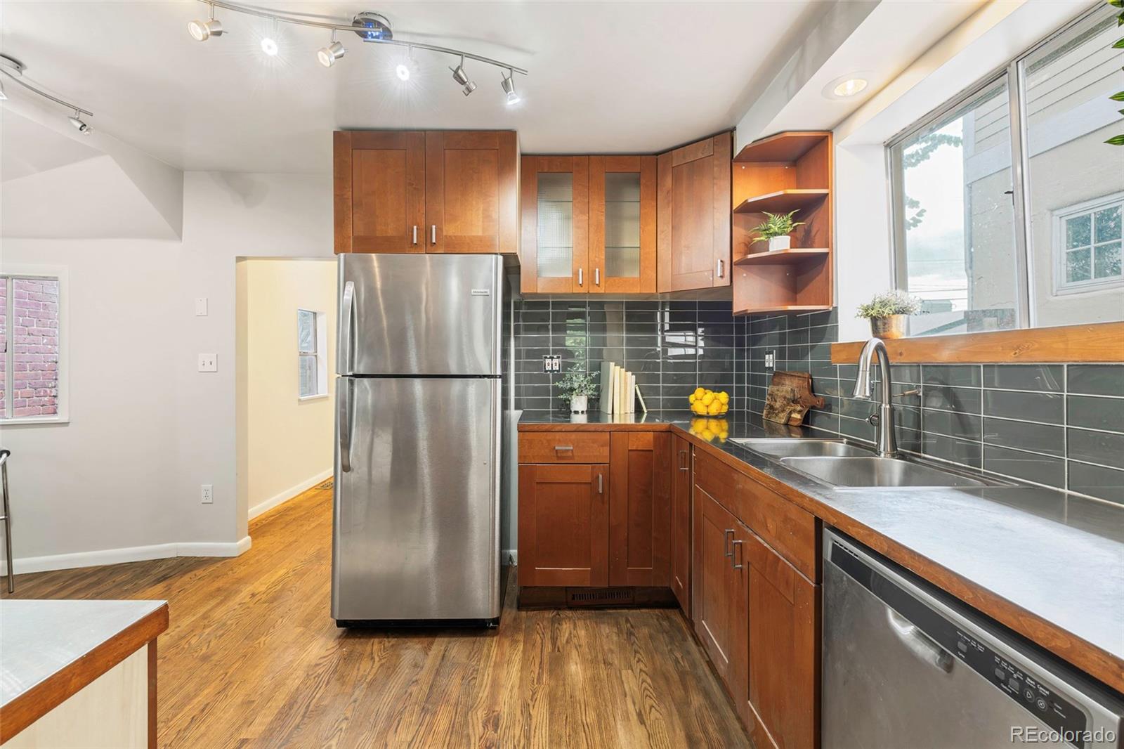 MLS Image #14 for 7  fox street,denver, Colorado