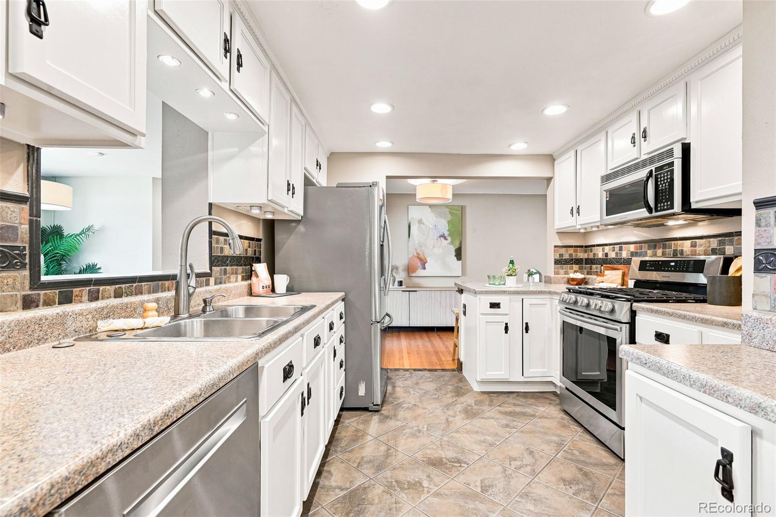 MLS Image #14 for 3351 w 21st avenue,denver, Colorado