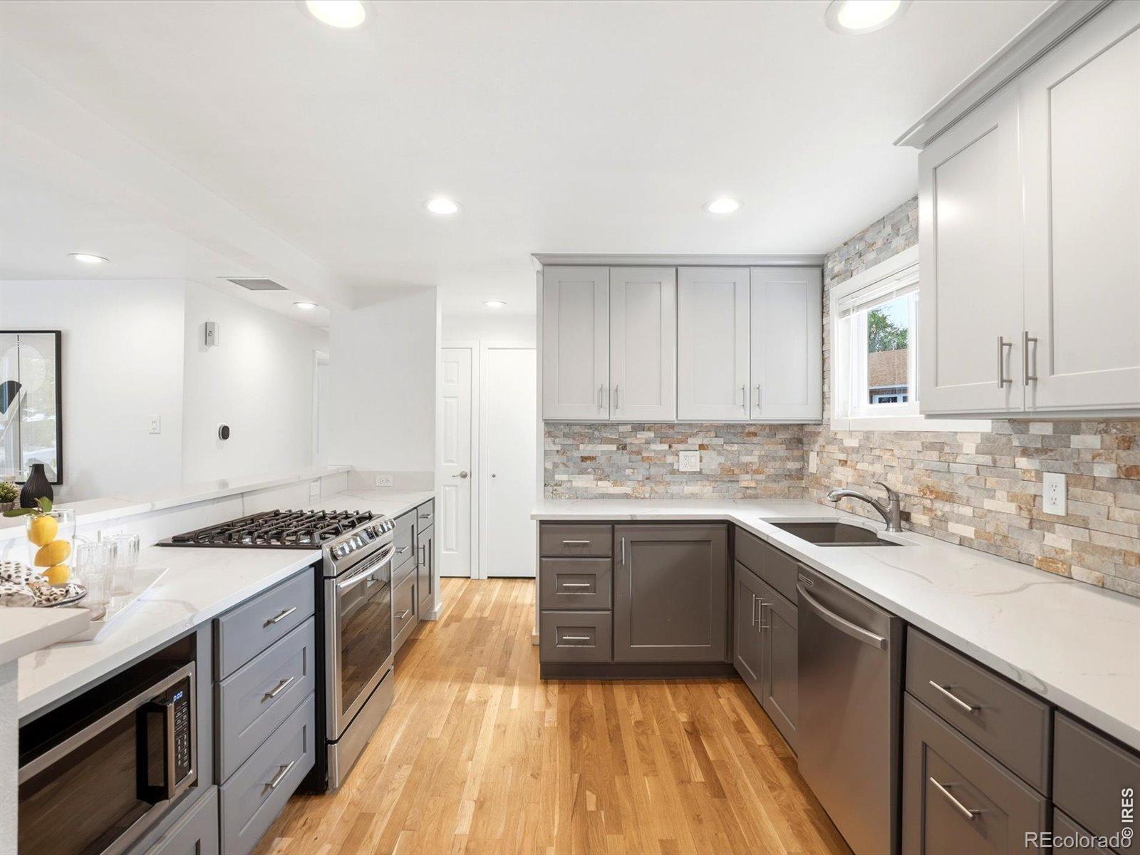 MLS Image #17 for 801  miller street,lakewood, Colorado