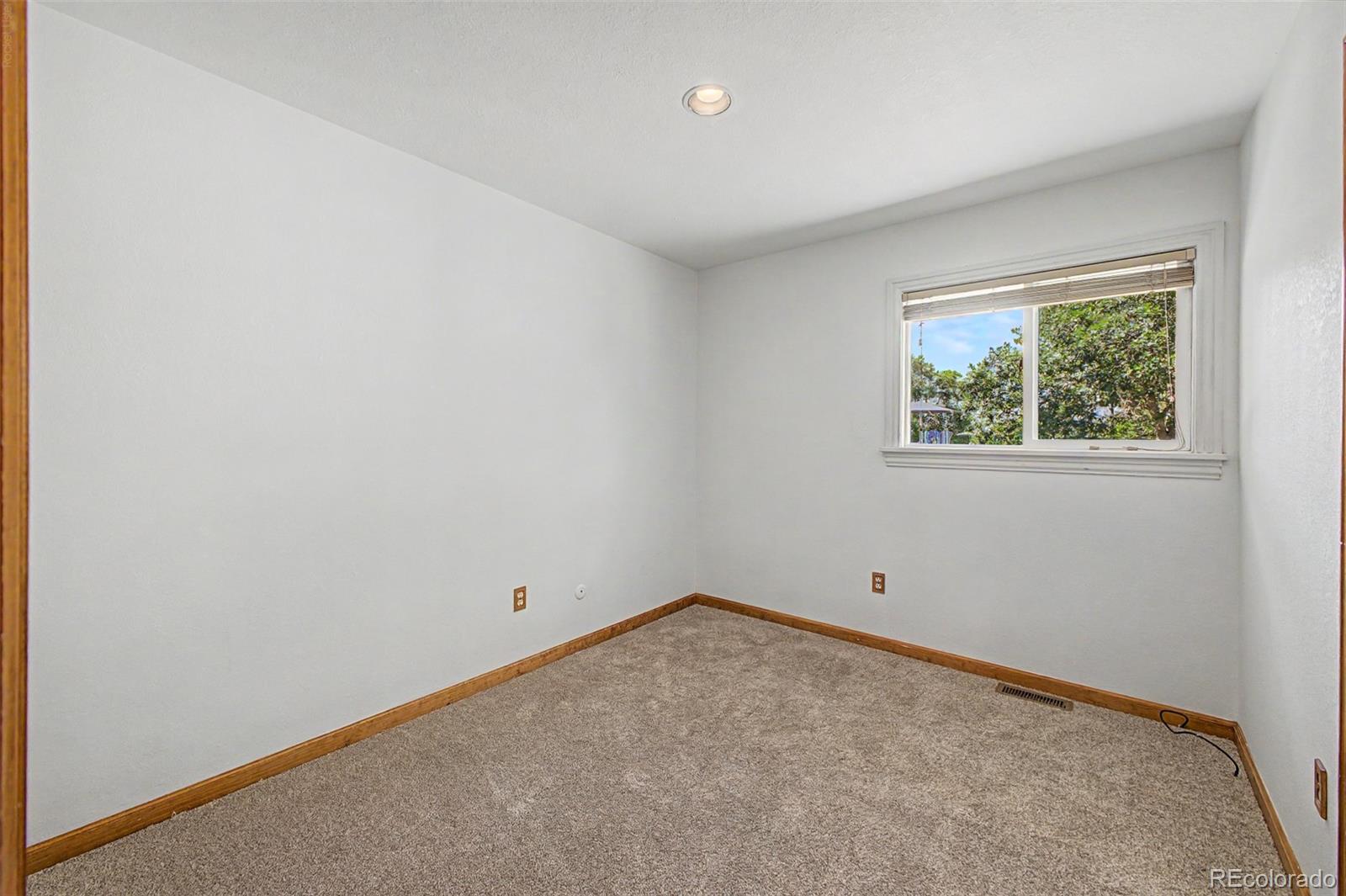 MLS Image #16 for 2111 s kittredge way,aurora, Colorado