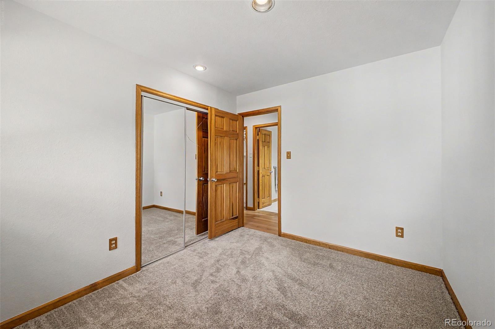 MLS Image #17 for 2111 s kittredge way,aurora, Colorado