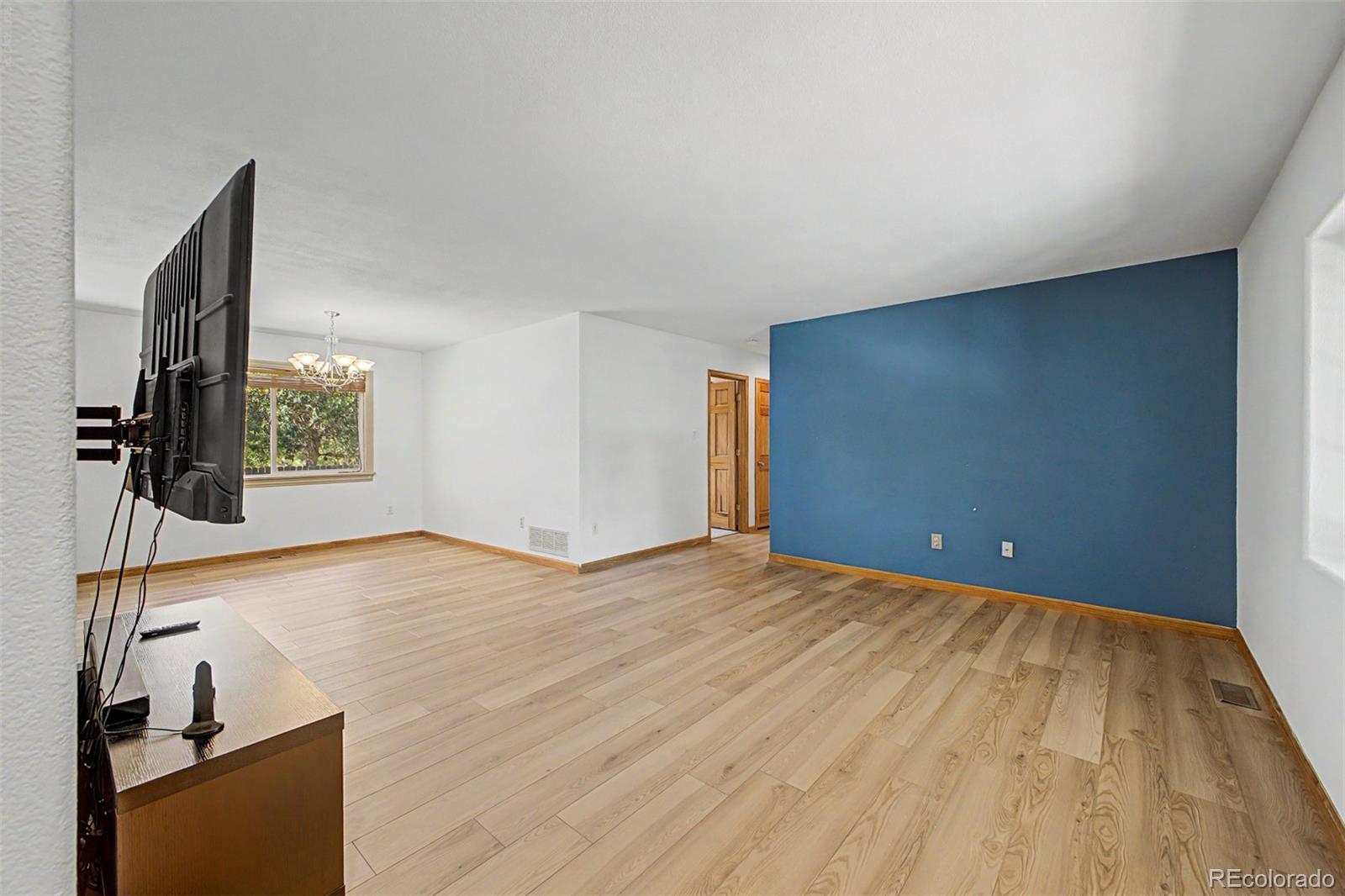 MLS Image #4 for 2111 s kittredge way,aurora, Colorado