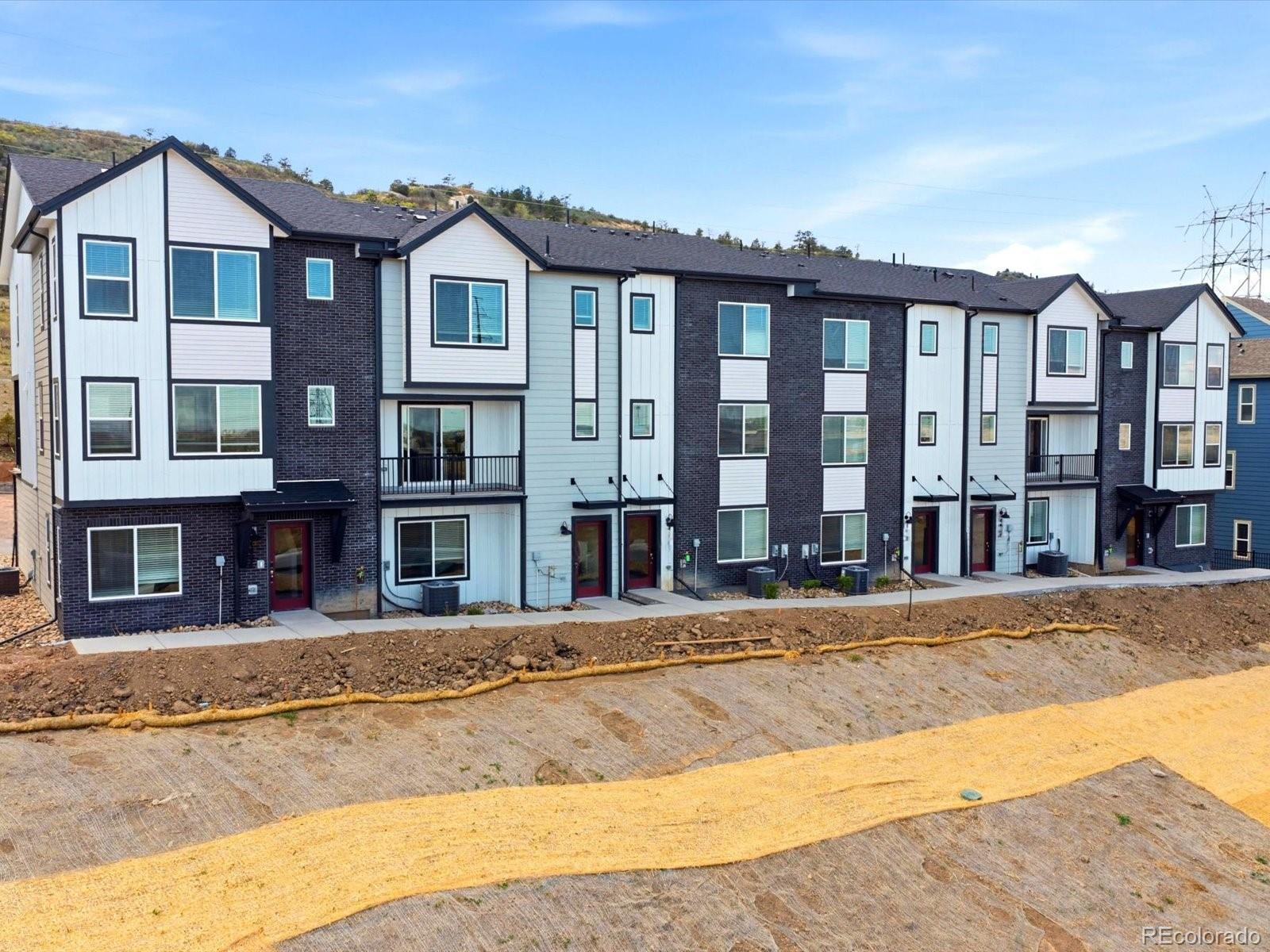 MLS Image #4 for 4674  cloudburst ,morrison, Colorado