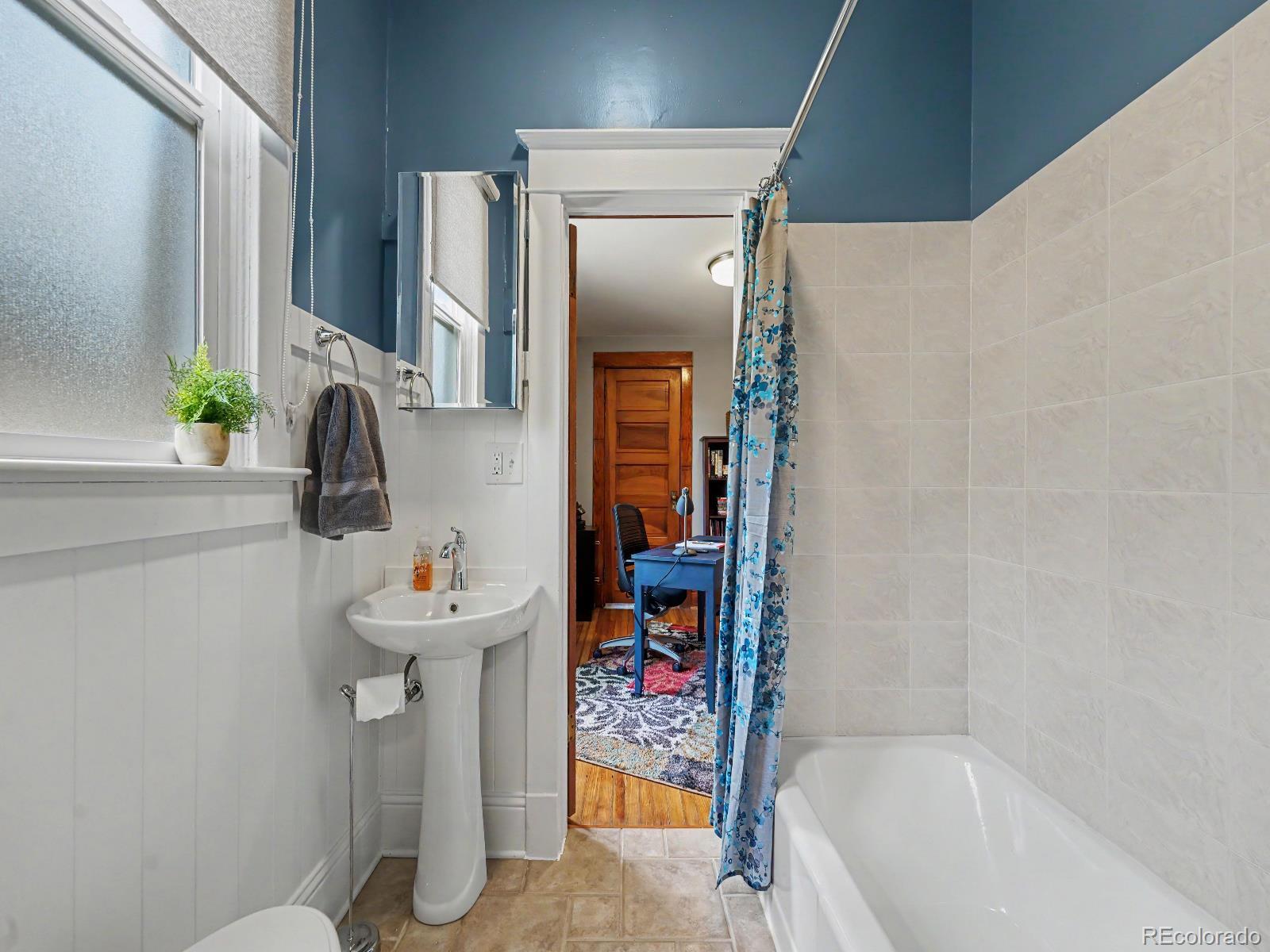 MLS Image #11 for 2635 n race street,denver, Colorado