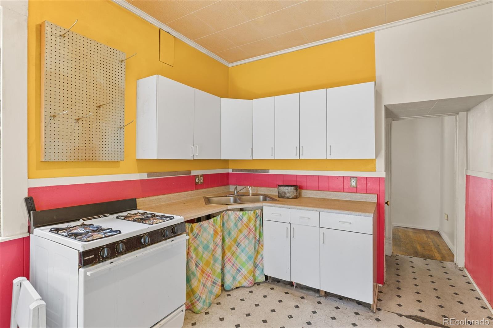 MLS Image #13 for 1552  detroit street,denver, Colorado