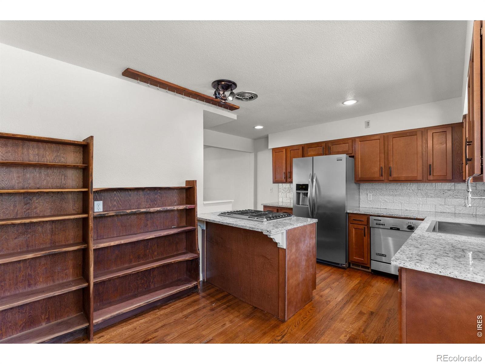 MLS Image #7 for 1303  8th avenue,longmont, Colorado