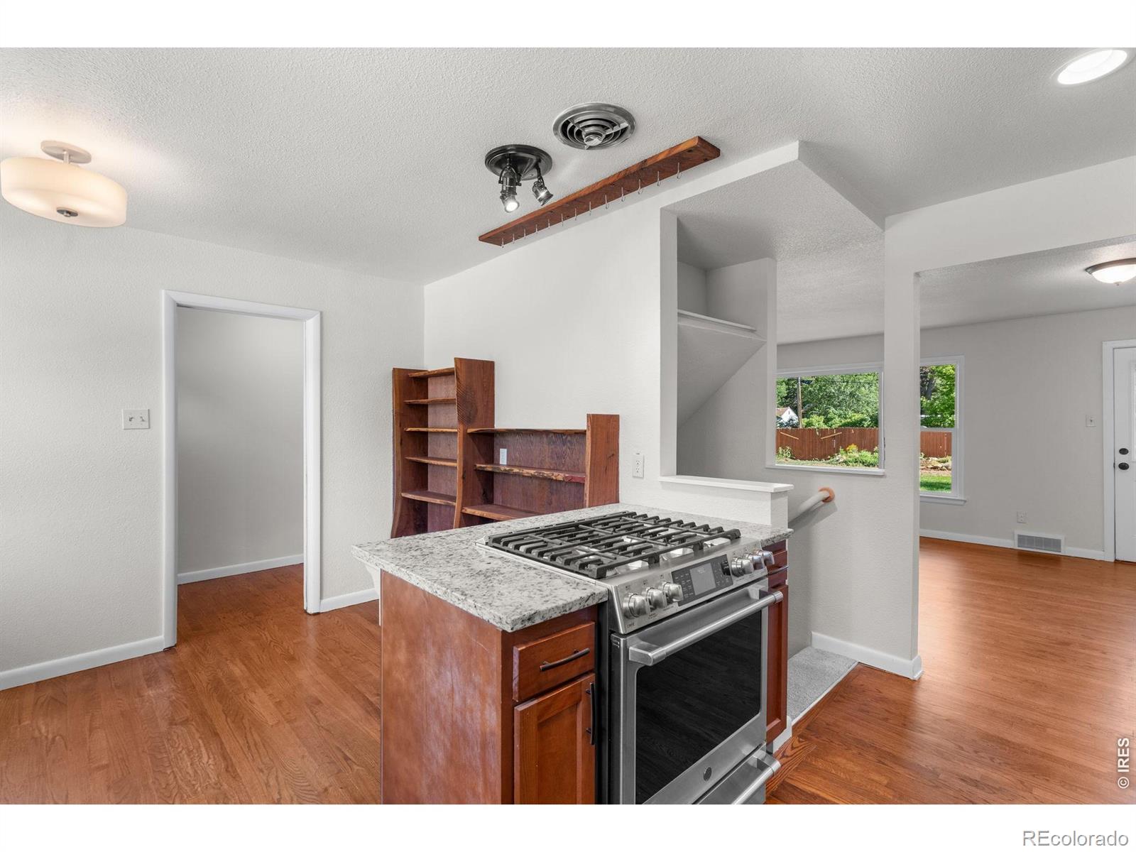 MLS Image #9 for 1303  8th avenue,longmont, Colorado