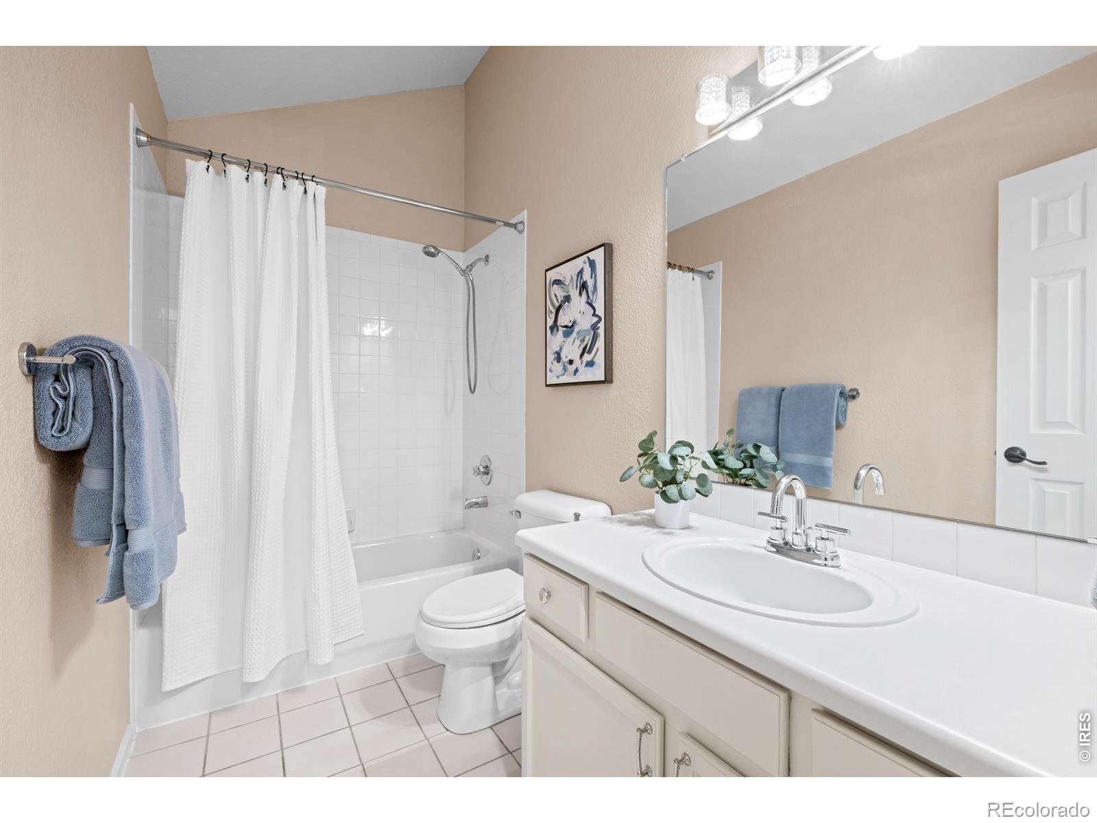 MLS Image #23 for 6465  yank court b,arvada, Colorado