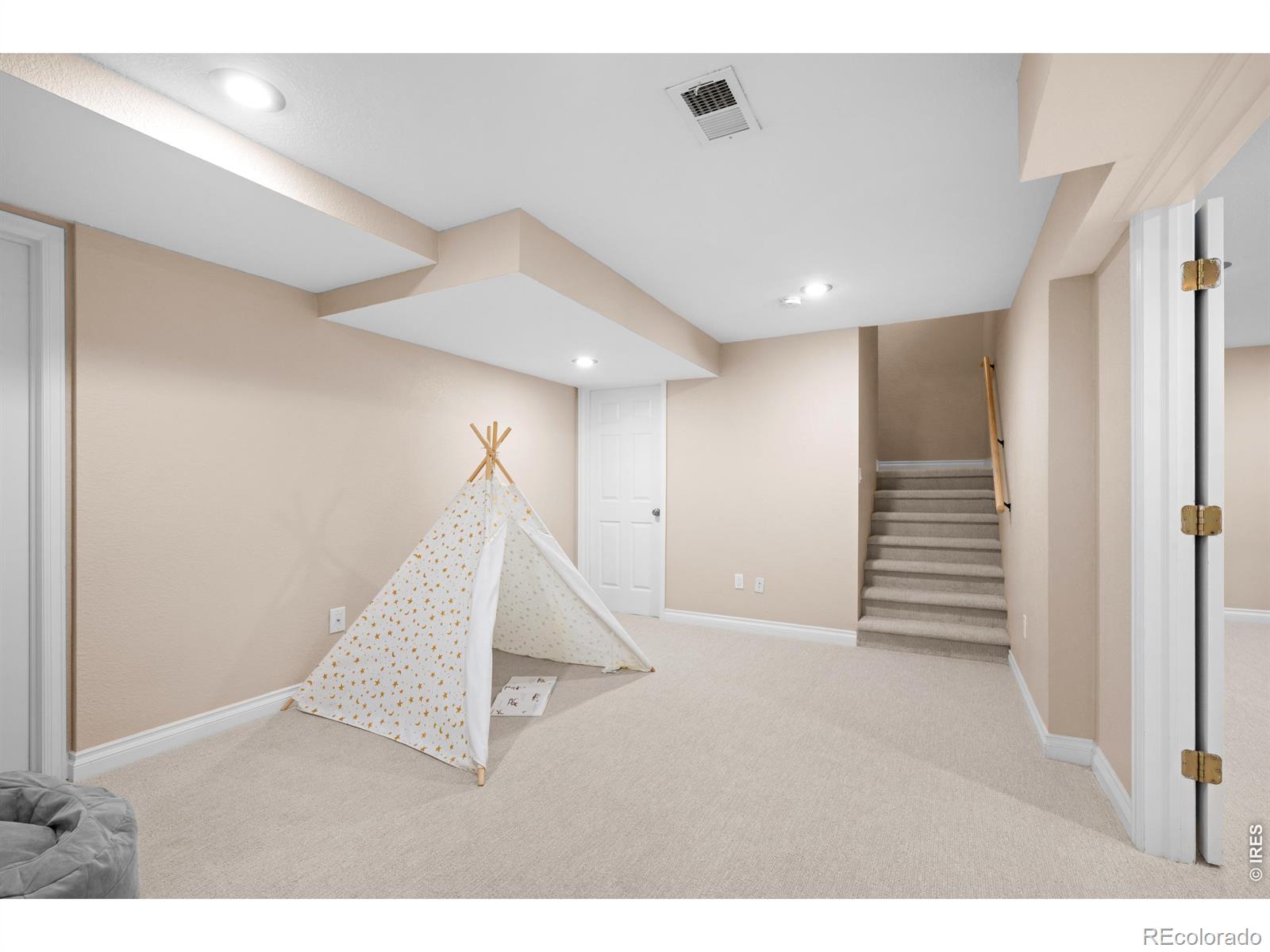 MLS Image #25 for 6465  yank court b,arvada, Colorado