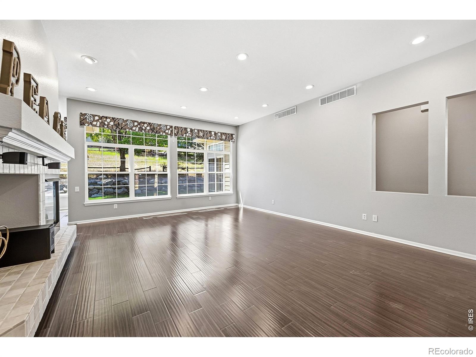 MLS Image #8 for 2073  river west drive,windsor, Colorado