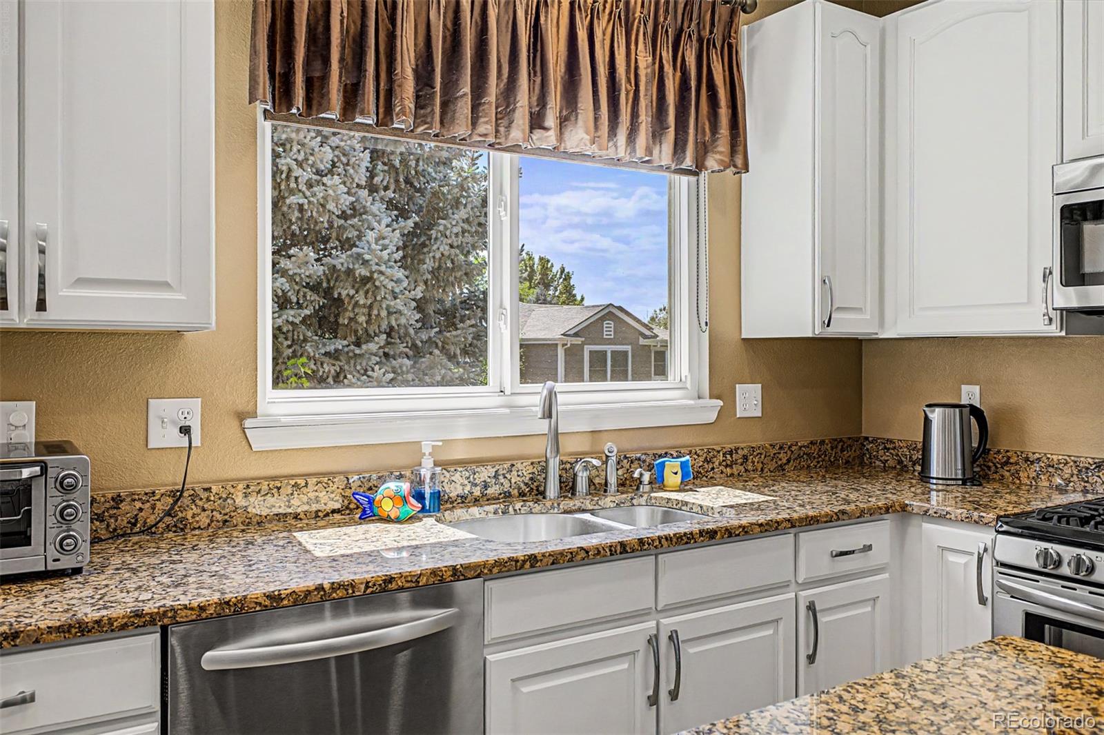 MLS Image #12 for 5814 s danube street,aurora, Colorado
