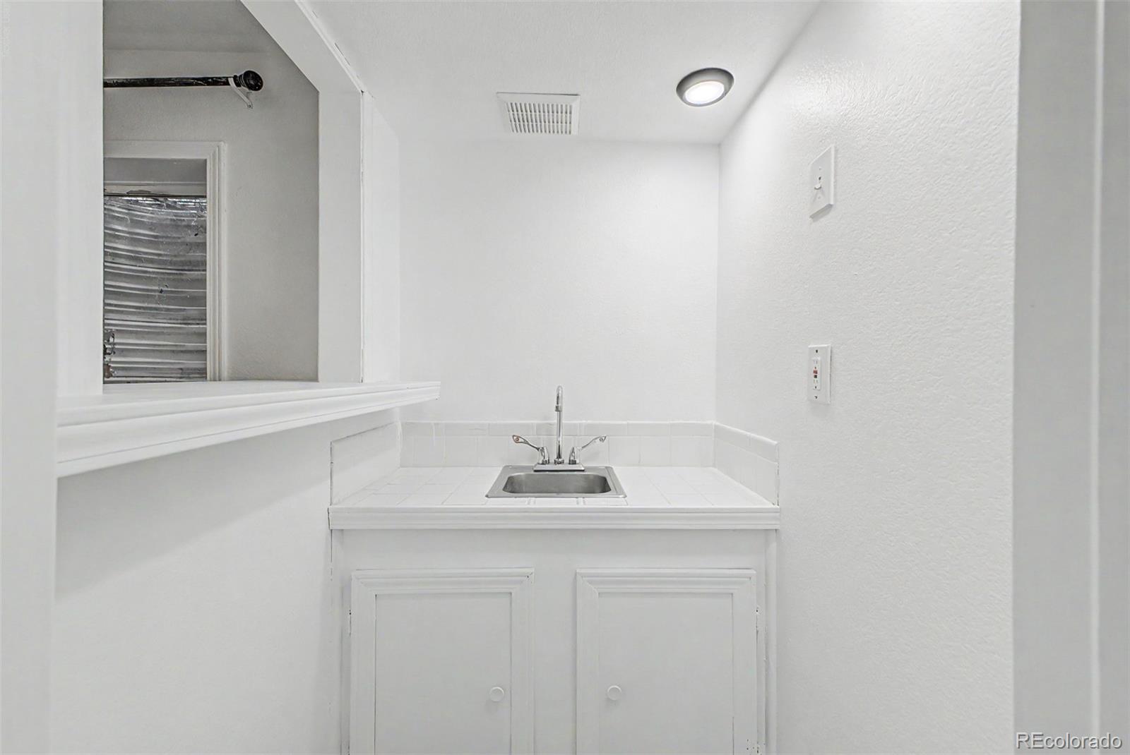 MLS Image #31 for 4602  malaya street,denver, Colorado
