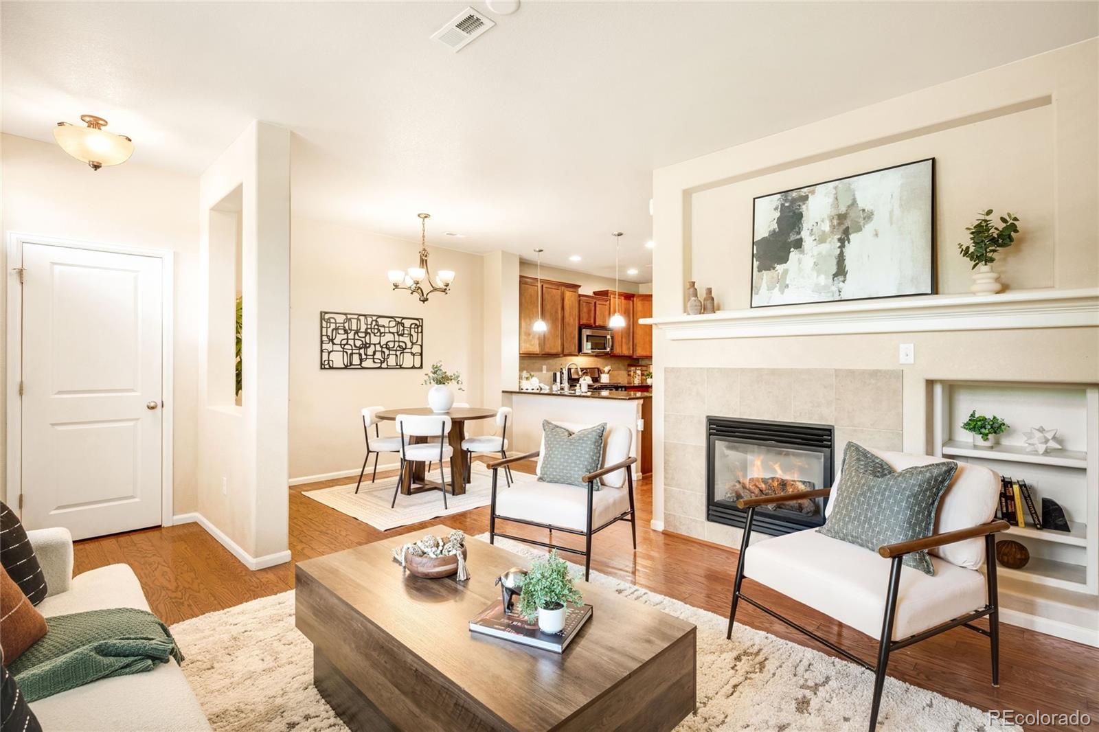 MLS Image #4 for 8922 e otero place,englewood, Colorado