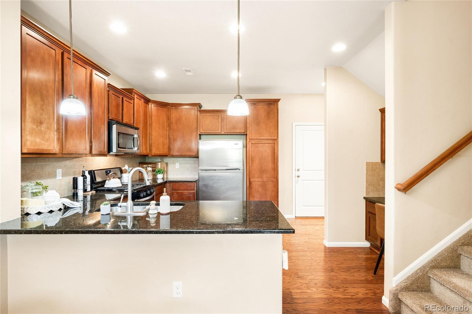 MLS Image #7 for 8922 e otero place,englewood, Colorado