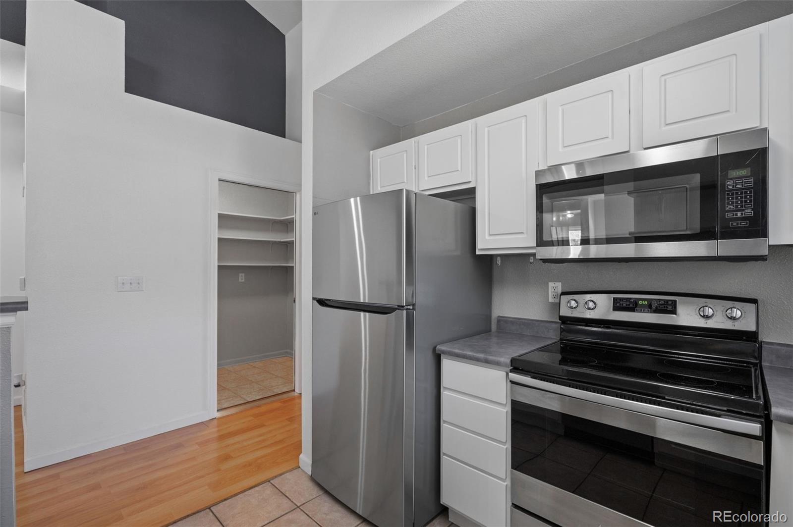 MLS Image #13 for 3258 s waco court j,aurora, Colorado
