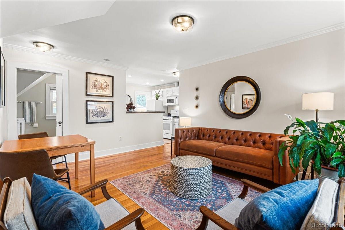 MLS Image #10 for 841 n emerson street 3,denver, Colorado