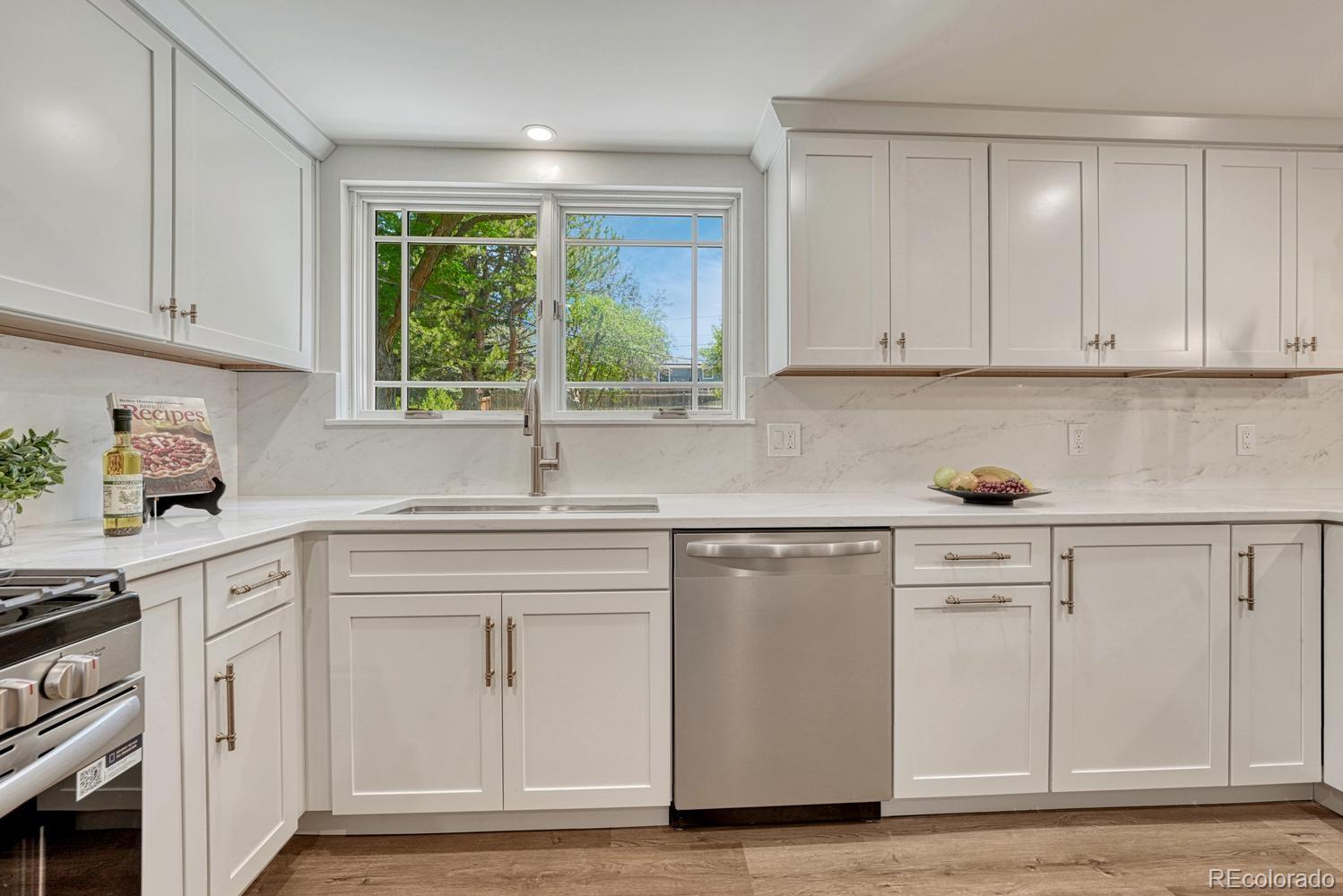 MLS Image #13 for 3669 e nobles road,littleton, Colorado