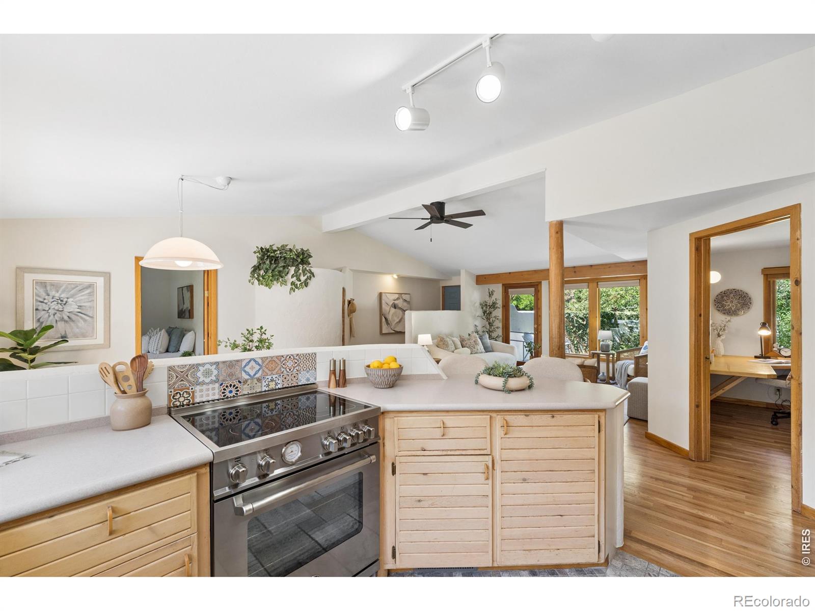 MLS Image #14 for 160 s 36th street,boulder, Colorado