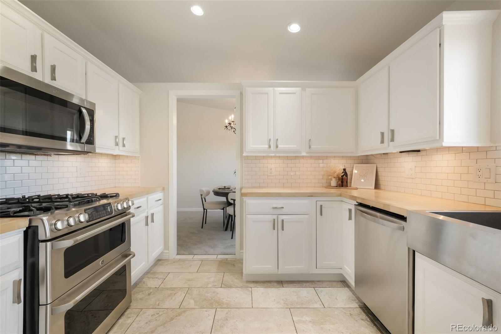 MLS Image #13 for 7106  lone eagle lane,colorado springs, Colorado