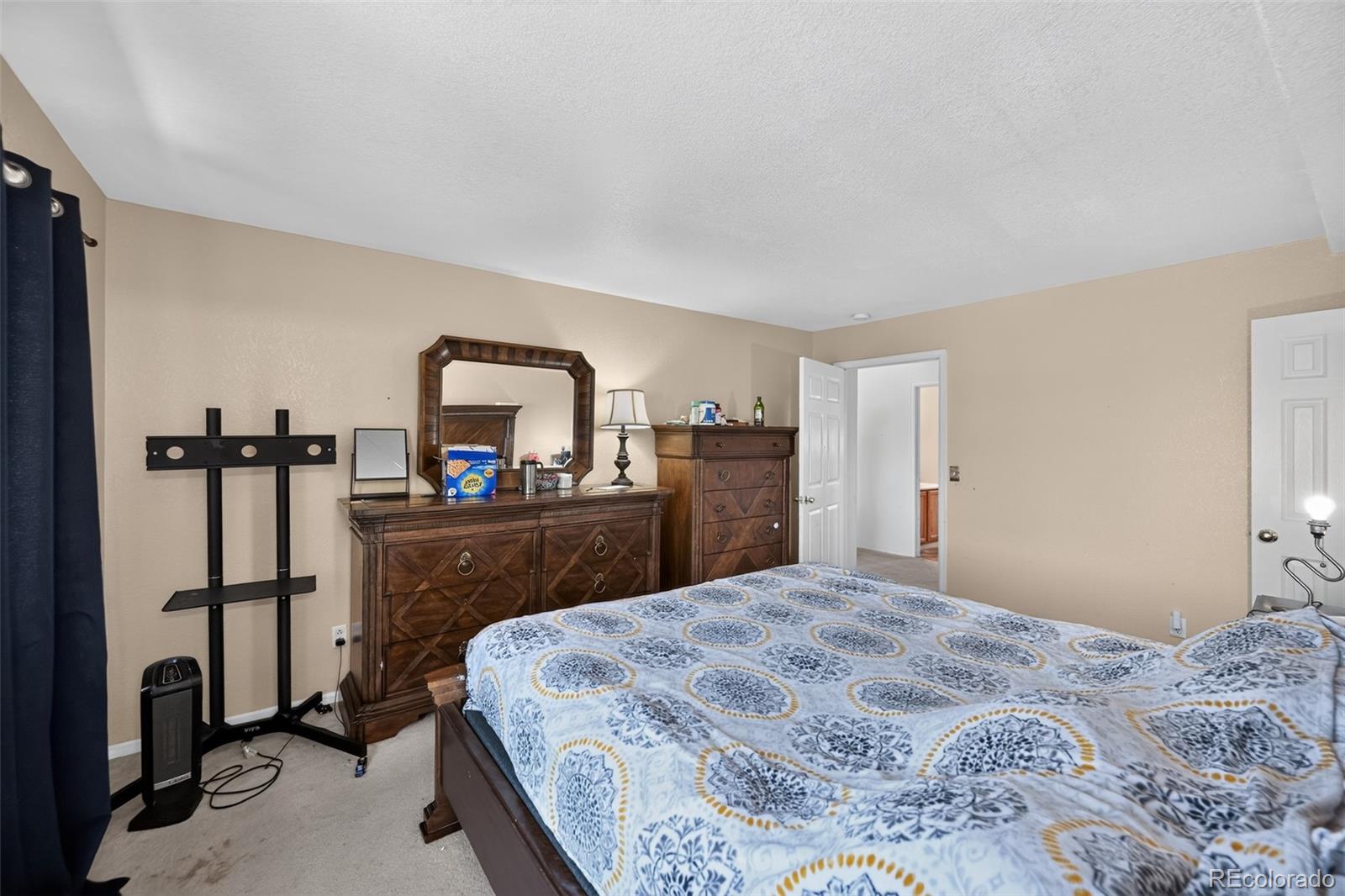 MLS Image #14 for 4515  gibraltar street,denver, Colorado