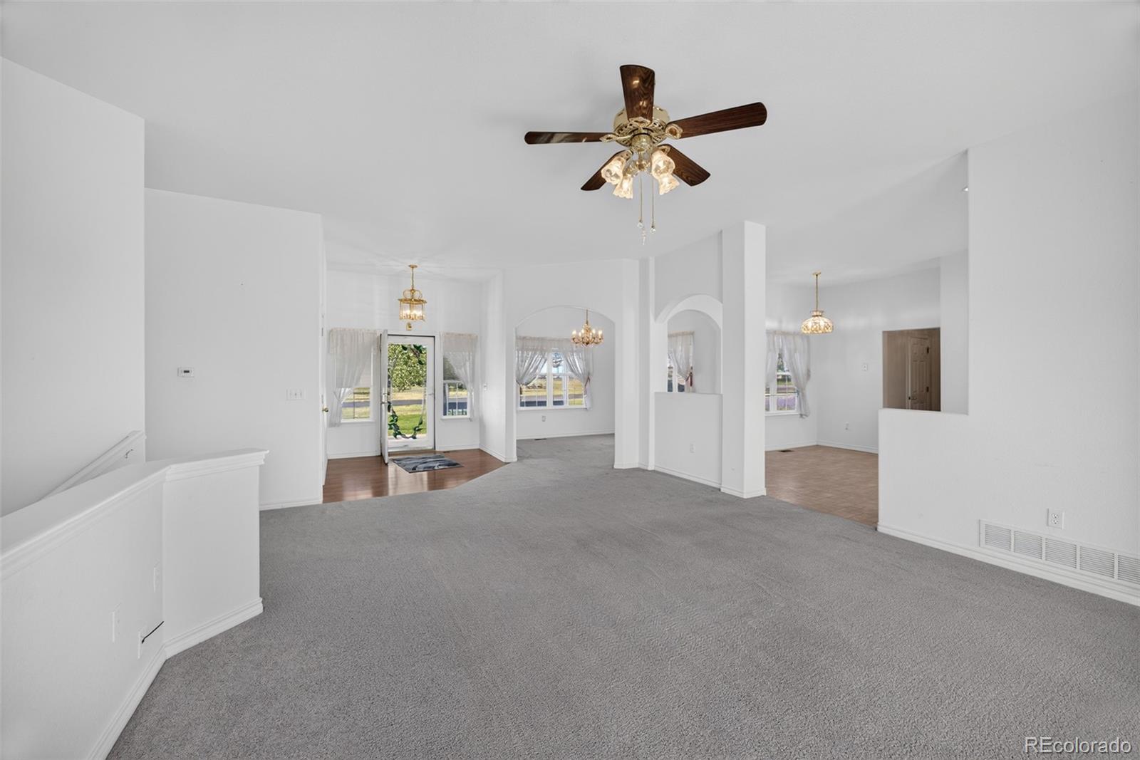 MLS Image #10 for 52731 e 19th avenue,strasburg, Colorado