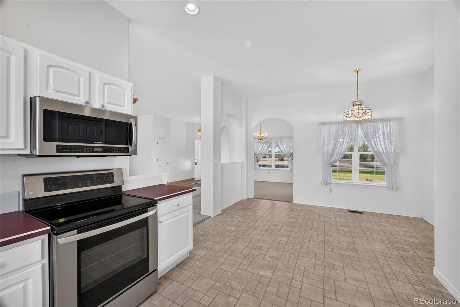 MLS Image #16 for 52731 e 19th avenue,strasburg, Colorado