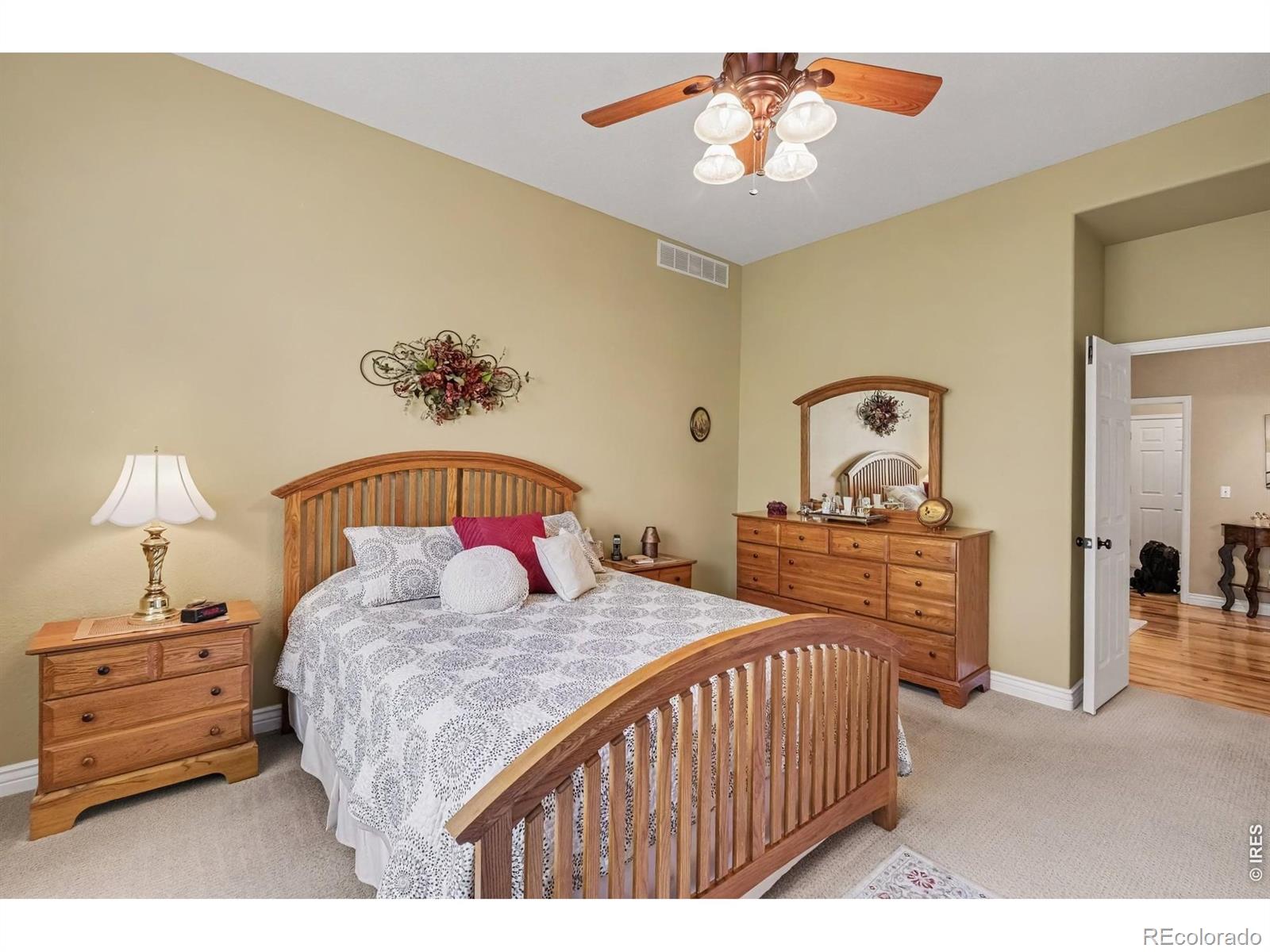 MLS Image #14 for 4615  twin peaks court,loveland, Colorado