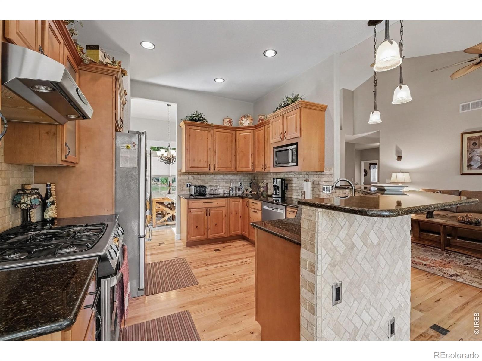 MLS Image #9 for 4615  twin peaks court,loveland, Colorado