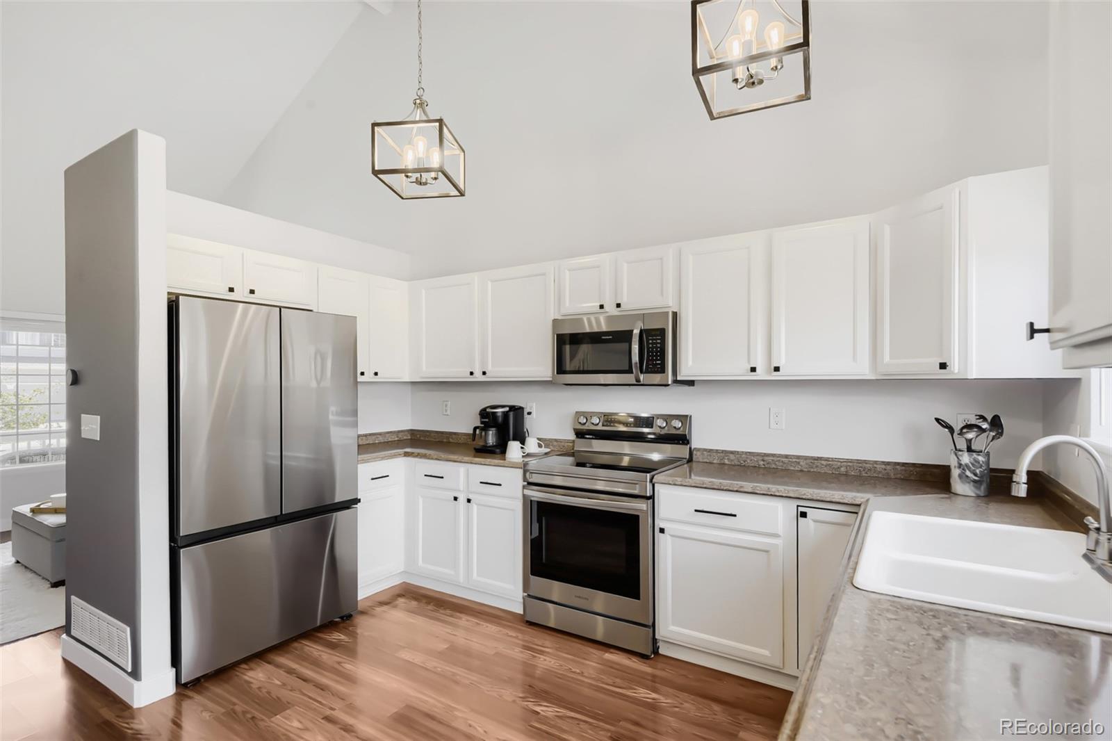 MLS Image #5 for 4809  collinsville place,littleton, Colorado